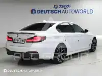2022 BMW 523