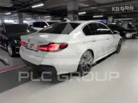 2022 BMW 523