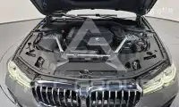 2022 BMW 523