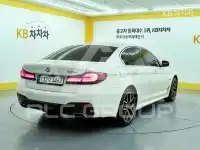 2022 BMW 523