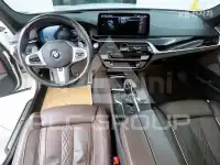 2022 BMW 523