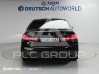 2022 BMW 523