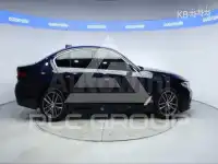 2022 BMW 523