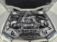 2022 BMW 523
