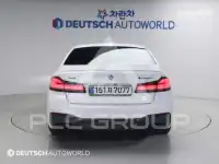 2022 BMW 523