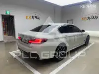 2022 BMW 523