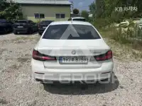 2022 BMW 523