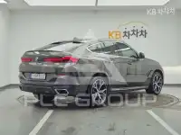 2022 BMW X6