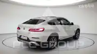 2022 BMW X4