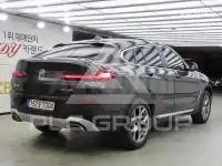 2022 BMW X4