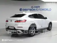 2022 BMW X4