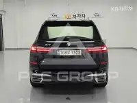 2022 BMW X7