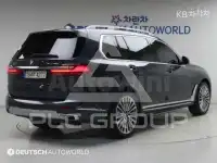 2022 BMW X7