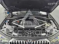 2022 BMW X7