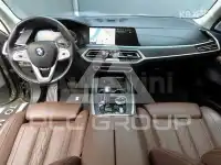 2022 BMW X7