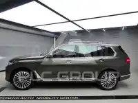 2022 BMW X7