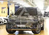 2022 BMW X7