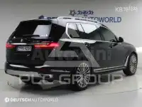 2022 BMW X7