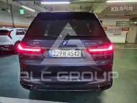 2022 BMW X7