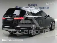 2022 BMW X7