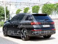 2022 Audi Q8