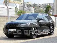 2022 Audi Q8