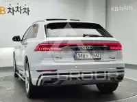 2022 Audi Q8