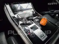 2022 Audi Q8