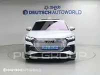2022 Audi Q4