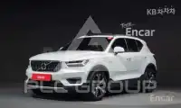 2022 Volvo XC40