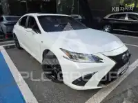 2022 Lexus ES