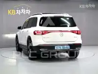 2022 Mercedes Benz EQB