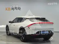2022 KIA EV
