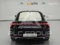 2022 KIA K8