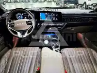 2022 KIA K8