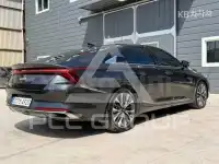 2022 KIA K8