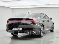 2022 KIA K8