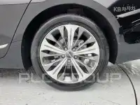 2022 KIA K8