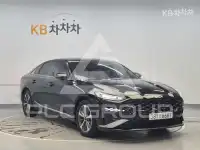 2022 KIA K8