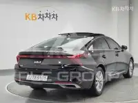 2022 KIA K8