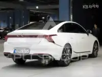 2022 KIA K8