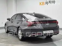 2022 KIA K8