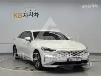 2022 KIA K8