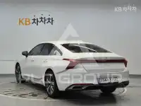 2022 KIA K8