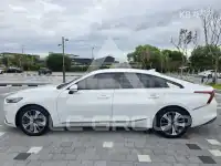2022 KIA K8