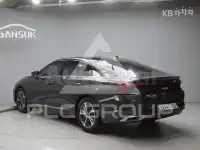 2022 KIA K8