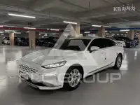 2022 KIA K8