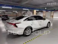 2022 KIA K8