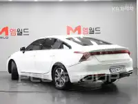 2022 KIA K8