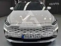2022 KIA K8